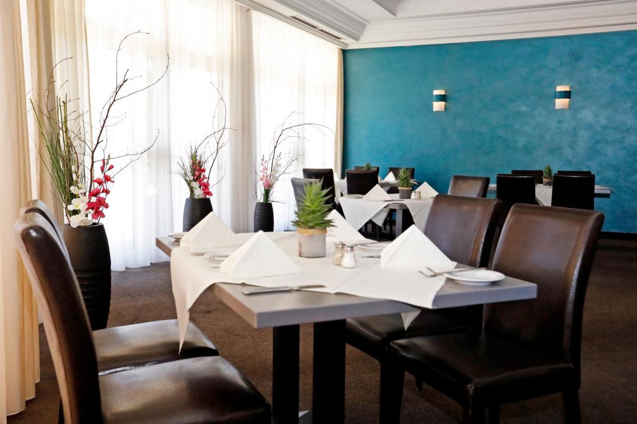 Kurpark-Hotel บาดเดือร์คไฮม์ ภายนอก รูปภาพ