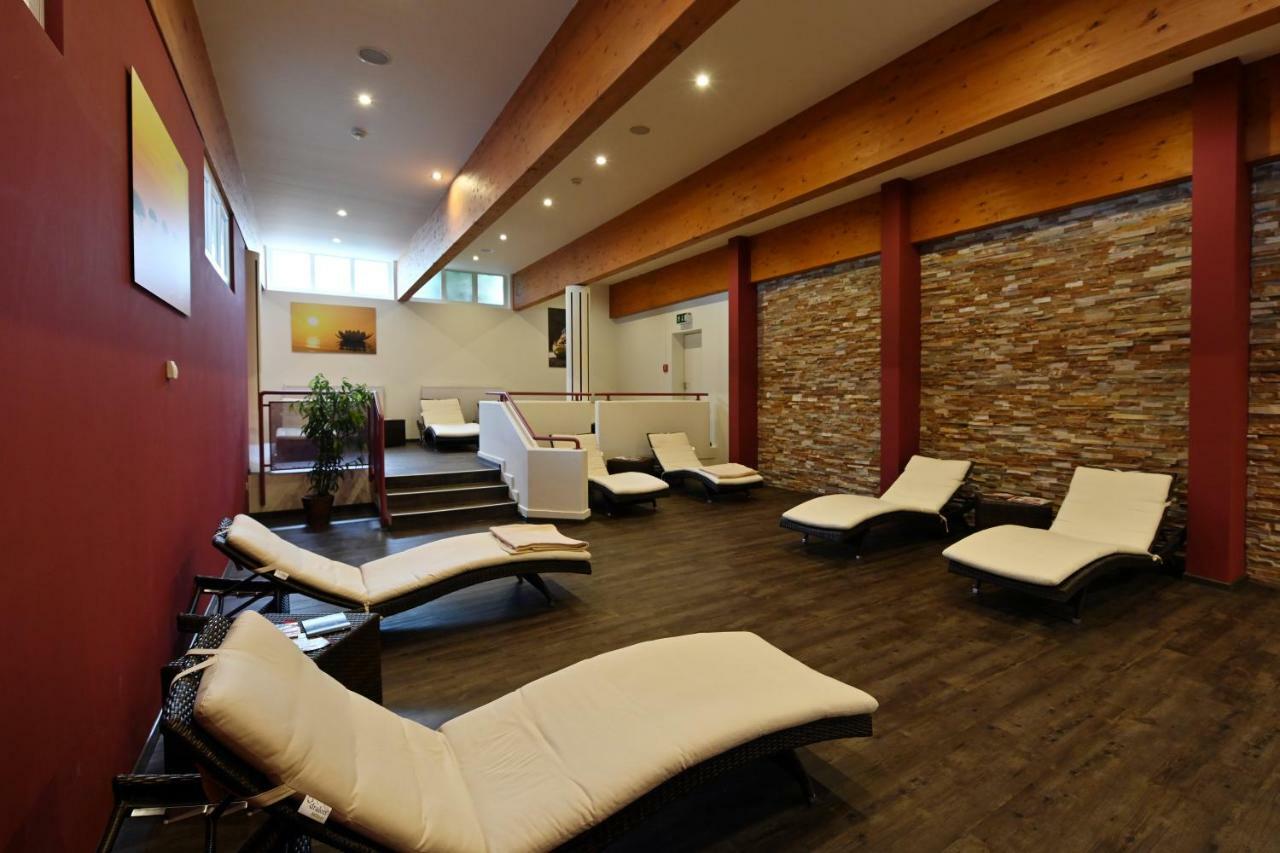 Kurpark-Hotel บาดเดือร์คไฮม์ ภายนอก รูปภาพ